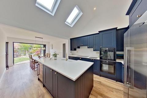 57 Blackburn Road, Greenhill, Herne Bay, CT6 7RG