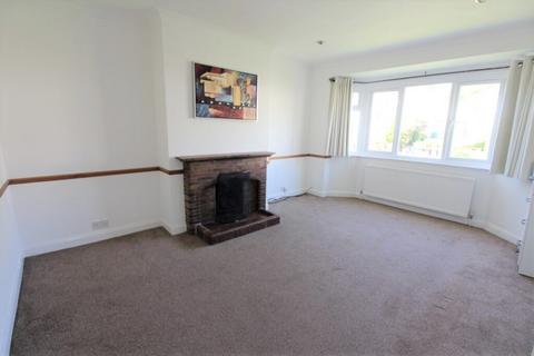 2 bedroom maisonette to rent, Meadway Close, High Barnet