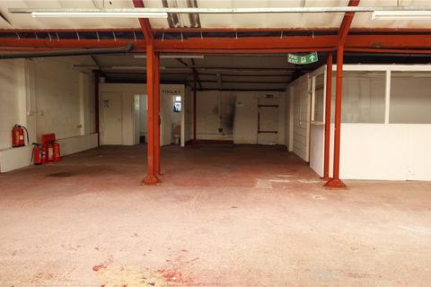Warehouse to rent, Lisle Avenue, Kidderminster, Worcestershire, DY11
