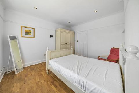 4 bedroom flat for sale, Kings Avenue, Clapham