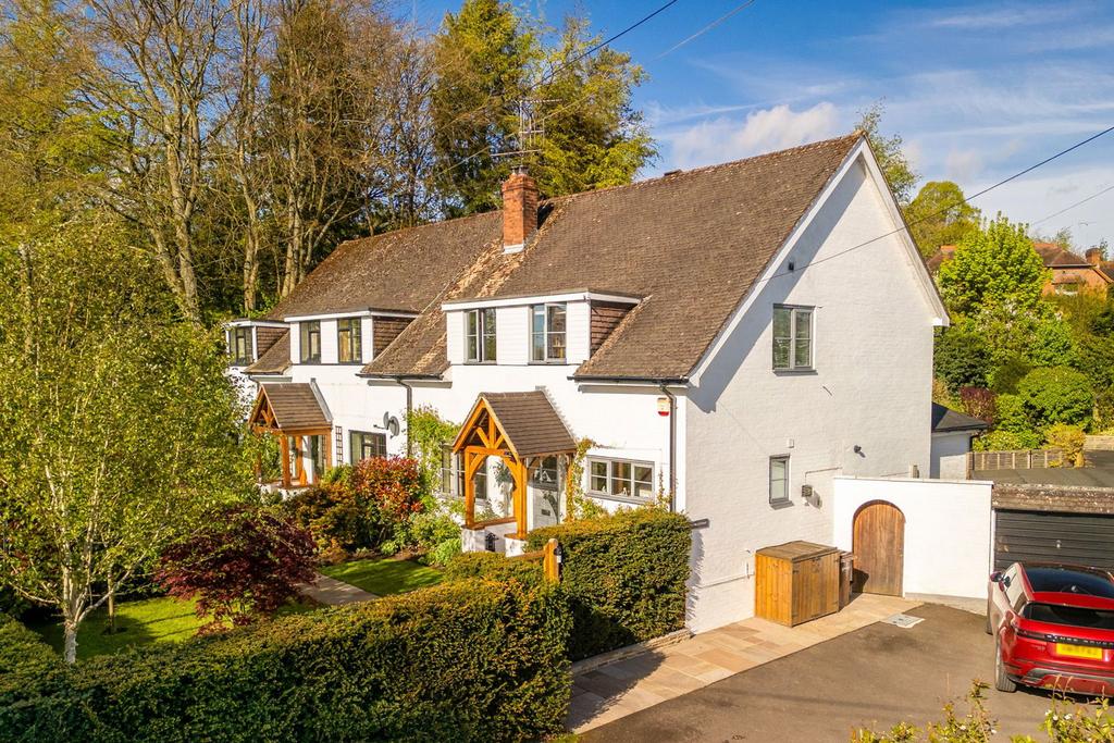 Hope Cottage, Easton, Winchester 3 bed semidetached house £975,000