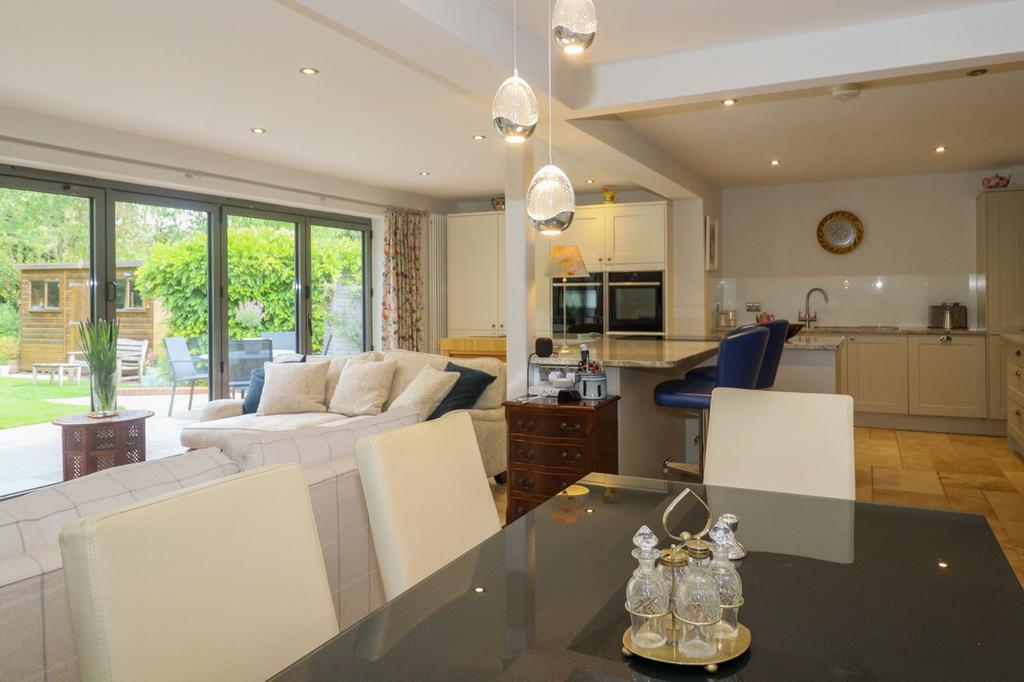 Hope Cottage, Easton, Winchester 3 bed semidetached house £975,000