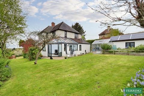 4 bedroom detached house for sale, Grove Road, Lydney, Gloucestershire. GL15 5JE