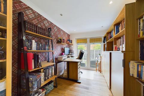 3 Abbots Knoll, Chester, CH1 4GA