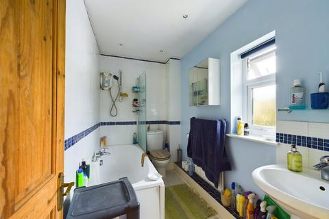 1 Beech Grove, North Woodchester, Stroud, GL5 5NL