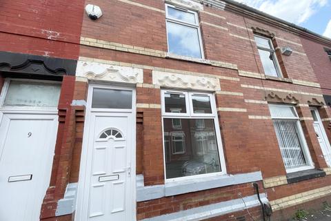 2 bedroom terraced house to rent, Grasmere Street, Manchester, M12