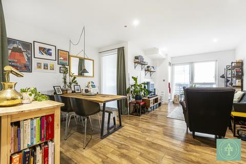 21, Bluebonnet Court, 4 Ruby Mews, London, N13 4EN