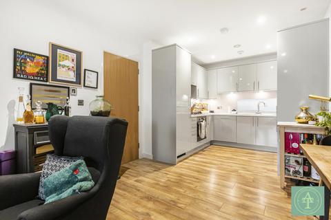 21, Bluebonnet Court, 4 Ruby Mews, London, N13 4EN