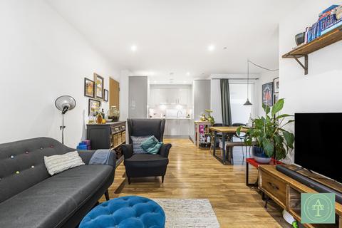21, Bluebonnet Court, 4 Ruby Mews, London, N13 4EN