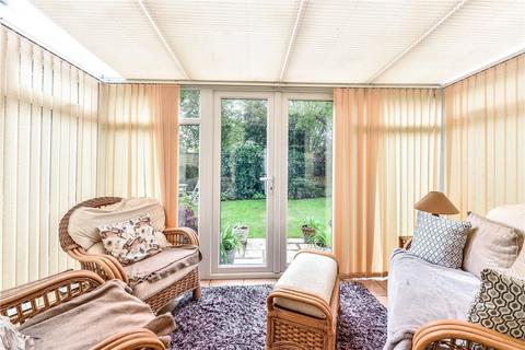 20 Gloucester Close, Petersfield, GU32 3AX