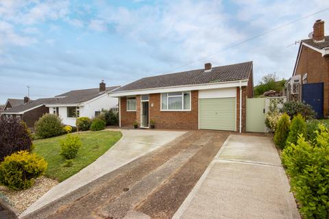 2 bedroom bungalow for sale, Greenlydd Close, Niton