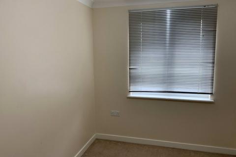 2 bedroom flat to rent, Provan Court, Ipswich IP3