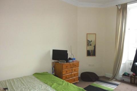 3 bedroom flat to rent, Barclay Place, Edinburgh,