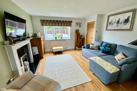 39 Kings Meadow Close, Wetherby, LS22 7FU