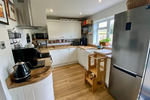 39 Kings Meadow Close, Wetherby, LS22 7FU