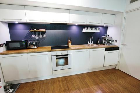 2 bedroom apartment for sale, Greenhouse, Beeston Road, Leeds, LS11