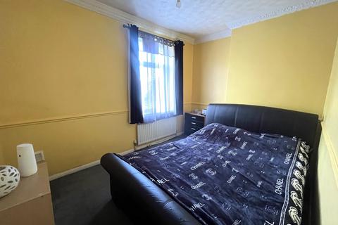 2 bedroom house for sale, Spring Street, Barnsley