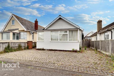 2 bedroom bungalow for sale, Willow Way, Clacton-On-Sea