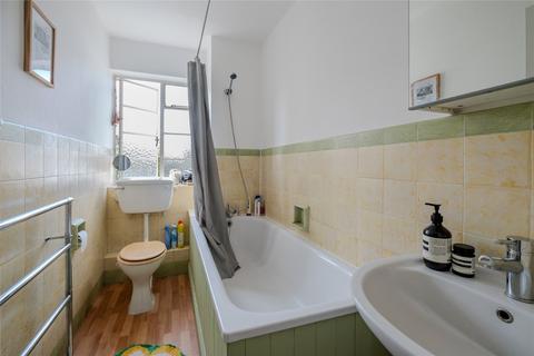 65 Corner Fielde, London, SW2 4TJ