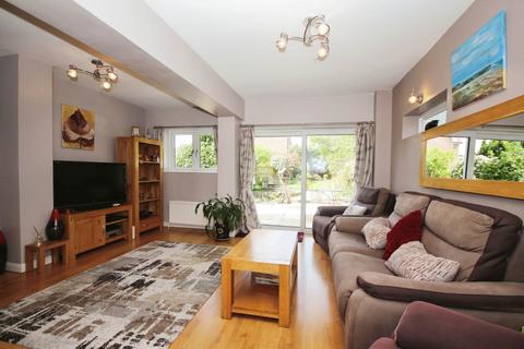 4 bedroom semi-detached house for sale, Bay Road, Bracknell RG12