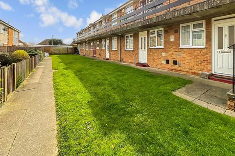 21 Kingston Close, Newington, Ramsgate, CT12 6PE