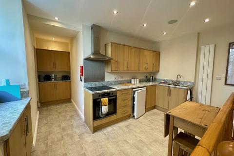 4 bedroom end of terrace house for sale, Tan Y Fedw, Barmouth, LL42 1BG