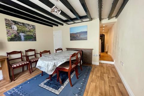 4 bedroom end of terrace house for sale, Tan Y Fedw, Barmouth, LL42 1BG