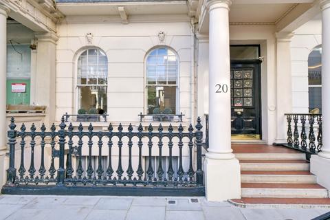 2 bedroom apartment to rent, Prince Of Wales Terrace  , London
