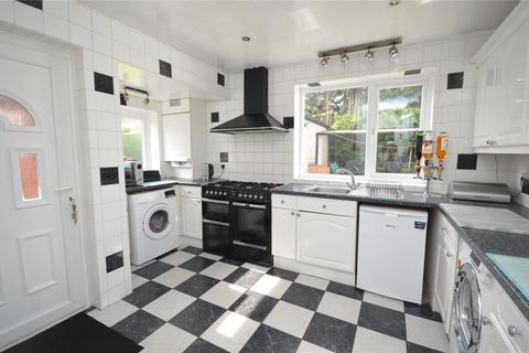 3 bedroom semi-detached house for sale, Raylands Place, Leeds
