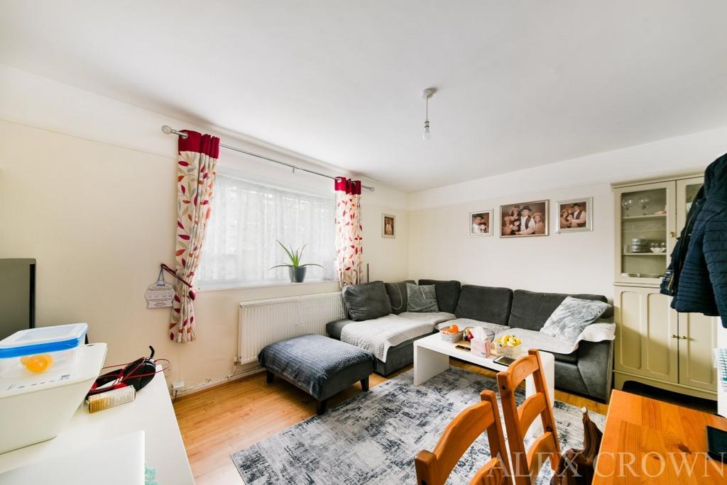 Tivendale, Brook Road, Hornsey 2 bed flat for sale - £375,000