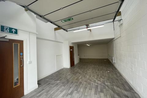 Industrial unit to rent, Ross Way, Folkestone, CT20