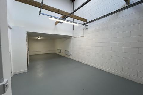 Industrial unit to rent, Ross Way, Folkestone, CT20