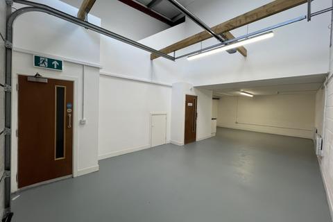 Industrial unit to rent, Ross Way, Folkestone, CT20