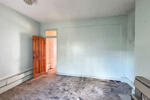 123 Green Lane, Ilford, IG1 1XN