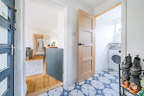 2 bedroom flat for sale, Boxgrove, Guildford GU1