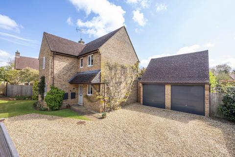 4 bedroom detached house for sale, Ironstone Hollow, Hook Norton