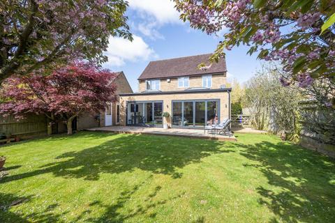 4 bedroom detached house for sale, Ironstone Hollow, Hook Norton
