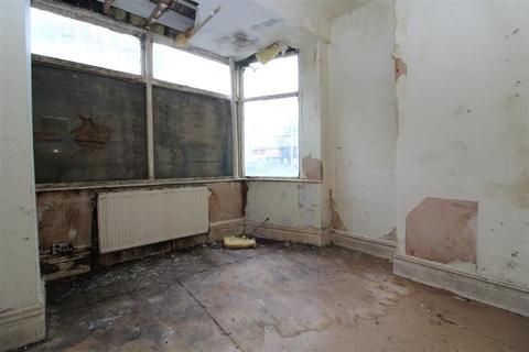 4 bedroom end of terrace house for sale, 26 & 26a Dean Street, Blackpool, Lancashire, FY4 1BP