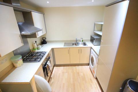 2 bedroom flat to rent, Academy Place, Isleworth, TW7
