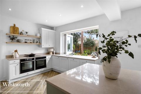 3 bedroom detached house for sale, Hythe Road, Worthing, West Sussex, BN11