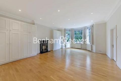 4 bedroom maisonette to rent, Compayne Gardens, Hampstead NW6