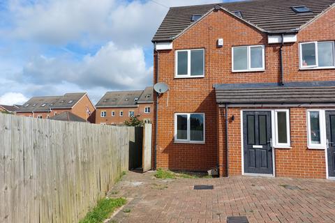 3 bedroom semi-detached house to rent, The Crescent West, Sunnyside S66