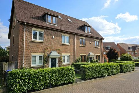 4 bedroom semi-detached house for sale, Lakeside Drive, Chobham, Woking, Surrey, GU24