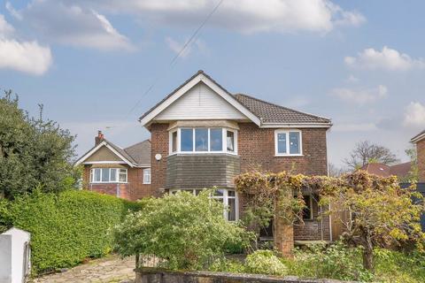 4 bedroom detached house for sale, Butterfield Road, Bassett, Southampton, Hampshire, SO16