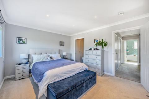6 Plover Way, London, SE16 7TT