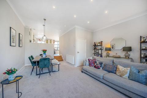 6 Plover Way, London, SE16 7TT