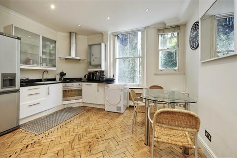 2 bedroom flat for sale, Bullingham Mansions, Pitt Street, London, W8