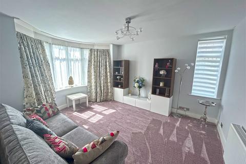 3 bedroom detached house for sale, Lettwell Crescent, Skegness, Lincolnshire, PE25 3LB