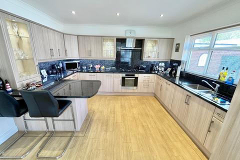 20 Beech Drive, Poulton-le-fylde, FY6 8EF