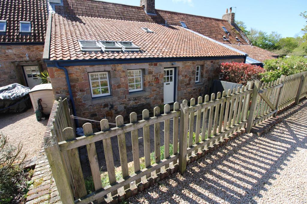 Rear suntrap patio